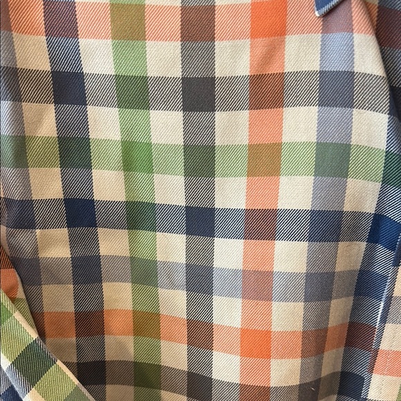 Vineyard Vines Orange and Green Casual Button Down Shirt - Picture 5 of 5